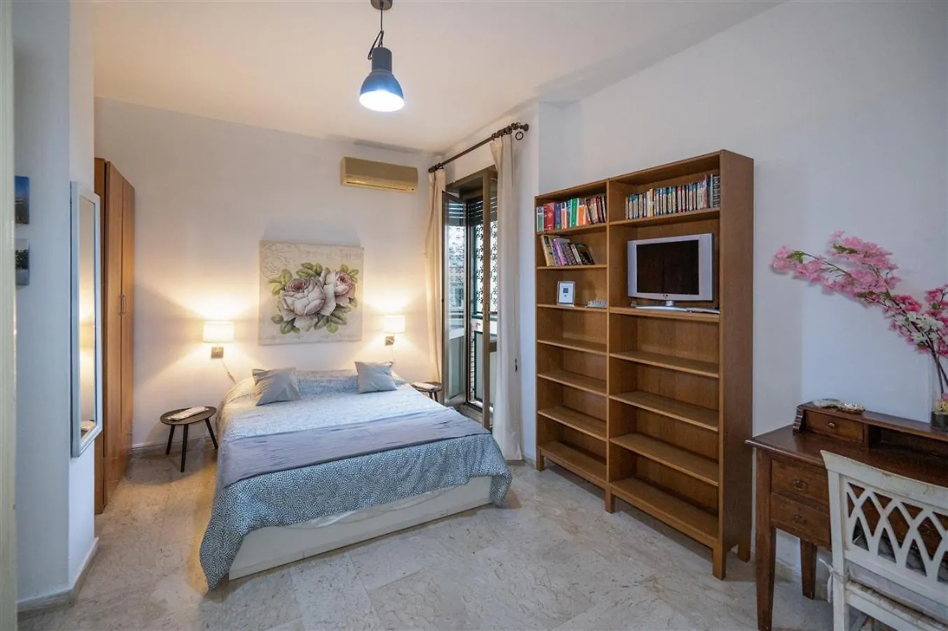 In The Heart Of Trastevere Rome Apartment
