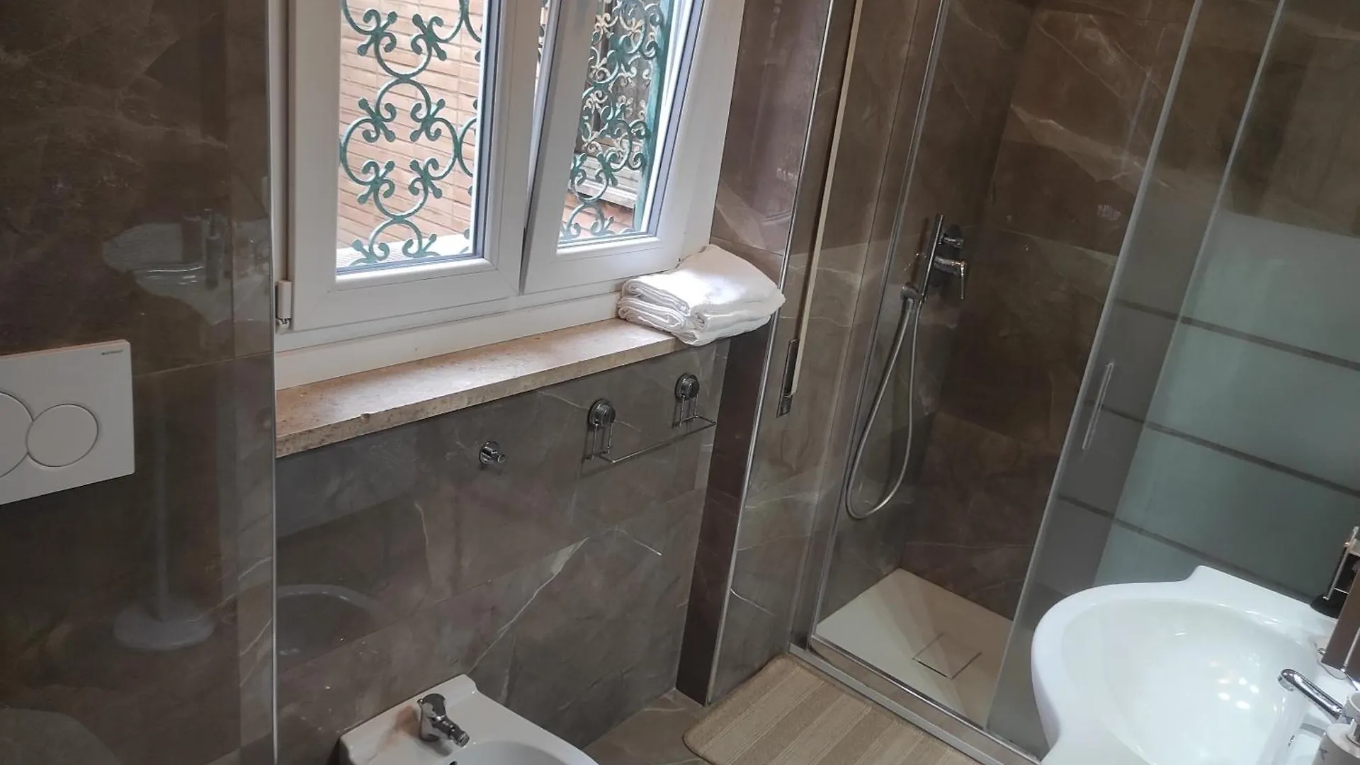 In The Heart Of Trastevere Rome Apartment