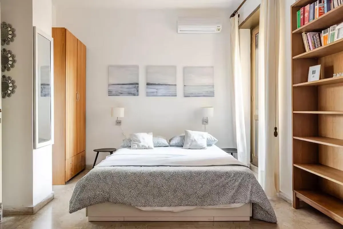 In The Heart Of Trastevere Rome Apartment